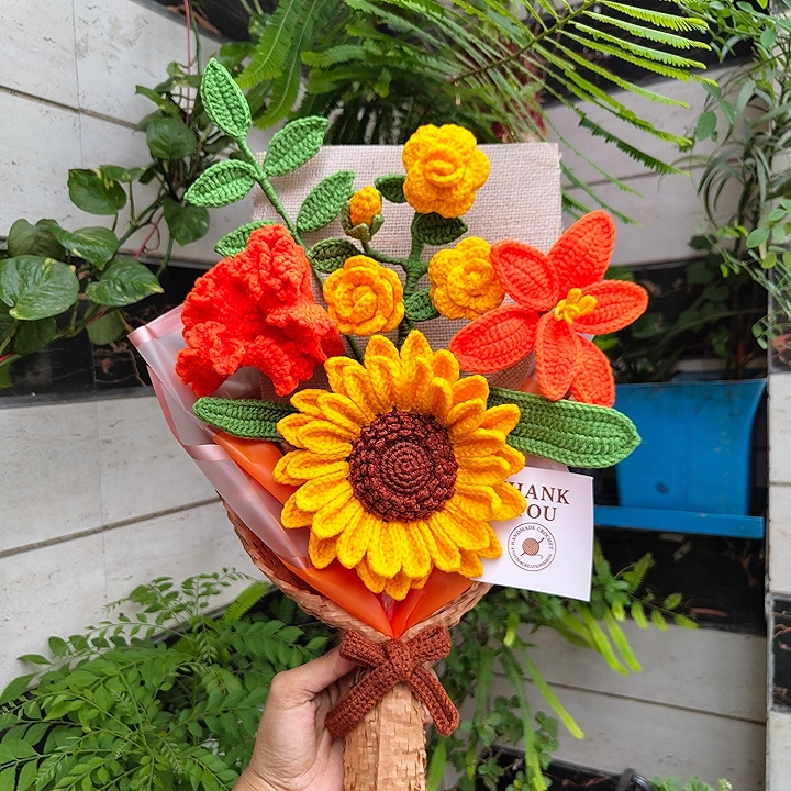 Big Sunflower Bouquet - Image 5