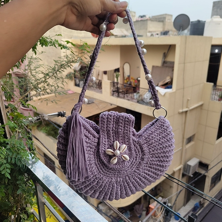 Daisy granny square bag - Image 2